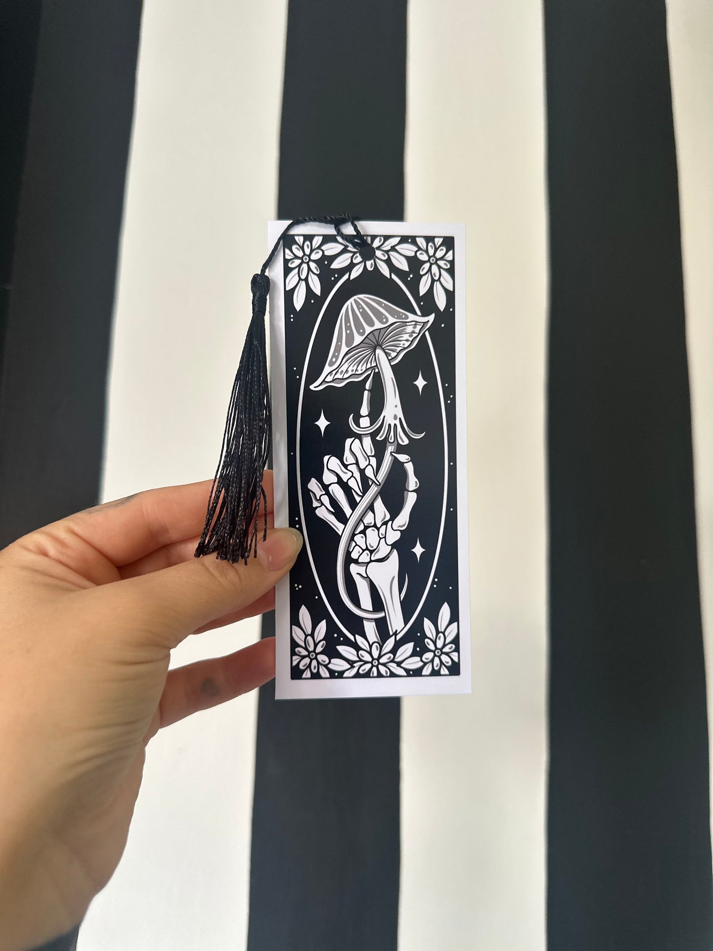 BOOKMARK