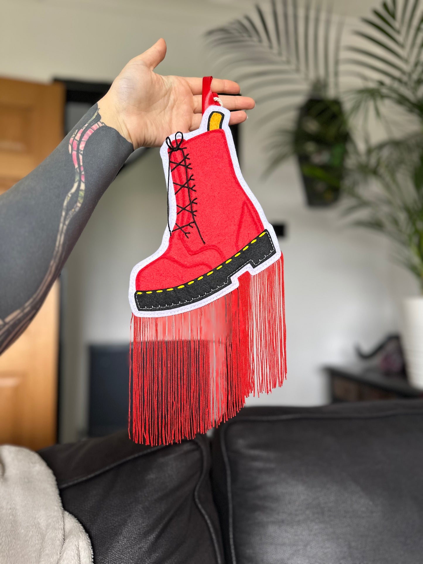 DR MARTENS