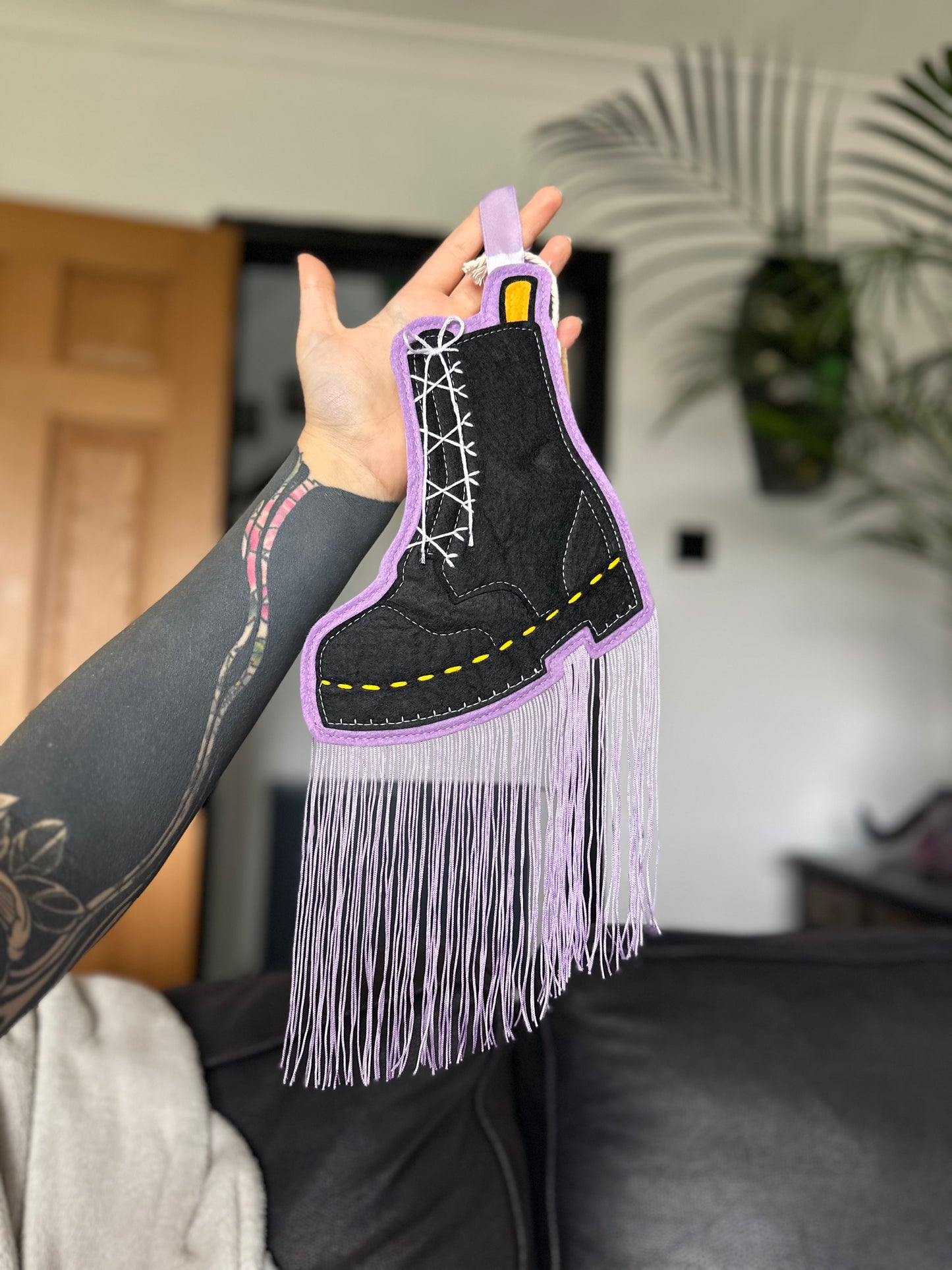 DR MARTENS